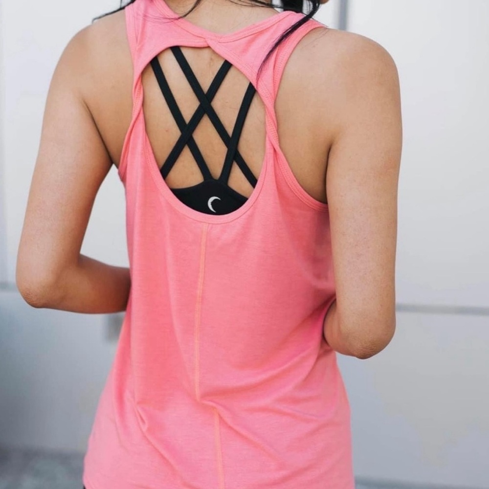 Zyia coral twist tank